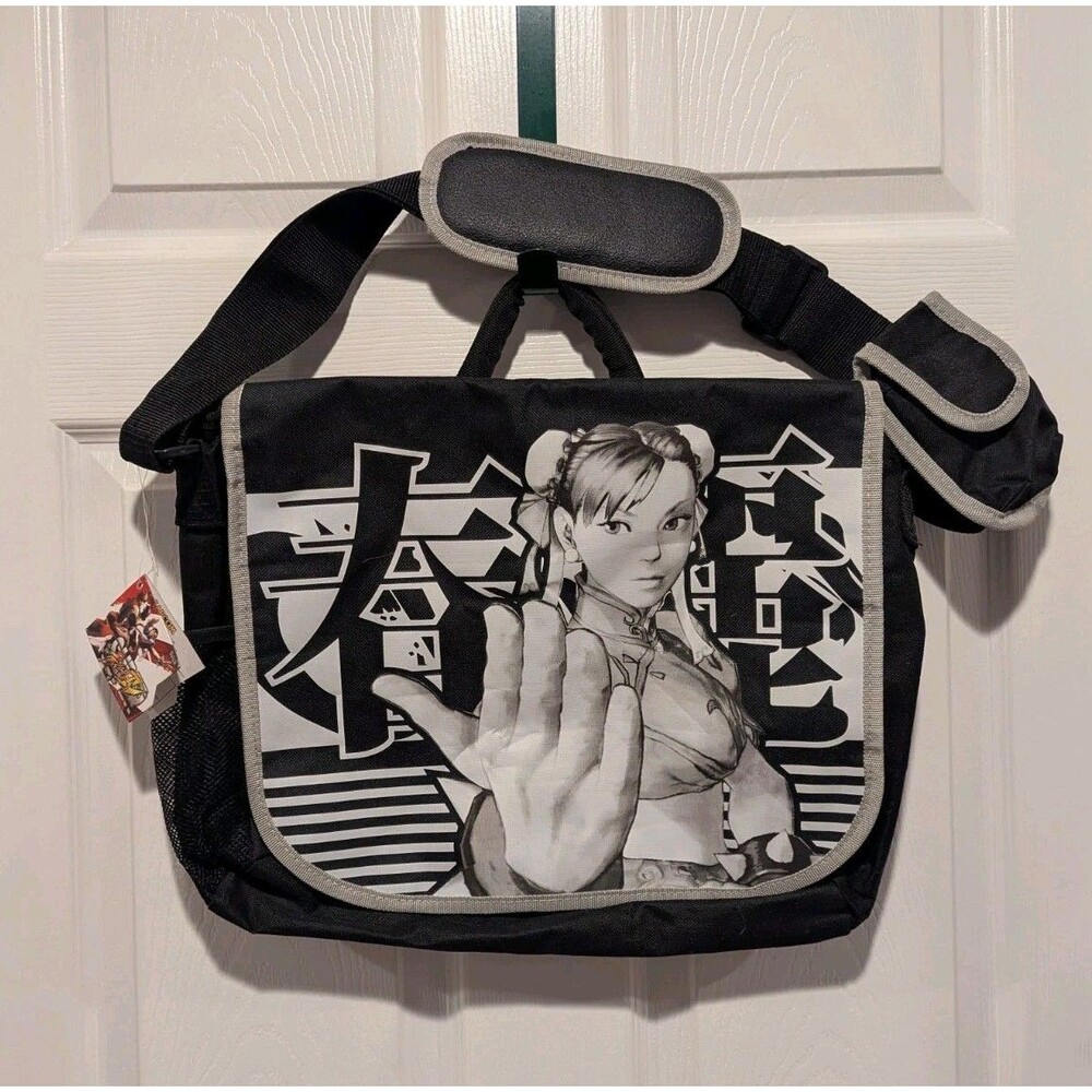 Gamer Y2K Street Fighter IV: Chun Li Messenger Bag Capcom Black & White‎ NWT
